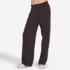 Bequeme, luxuriöse Relaxed-Hose
