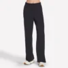 Bequeme, luxuriöse Relaxed-Hose