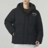 Daunenjacke mit Kapuze „Schwarz-Weiss-Rot“