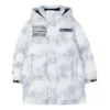Einfache Daunenjacke mit gewebtem Buchstaben „Weiss Schwarz“