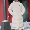 Lässige, gewebte Daunenjacke mit Kapuze „White“