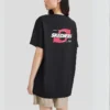 Lässiges T-Shirt mit Aufdruck «Schwarz Rot Weiss»