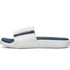 Outdoor-Hausschuhe mit Klettverschluss und flachem Absatz, weiss-blau